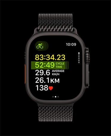 Apple Watch Ultra 3, черен цвят, титанов корпус, мултиспортна тренировка, каишка, черна Milanese Loop