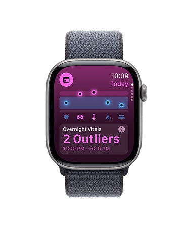 Apple Watch Series 11, алюмінієвий корпус космічного сірого кольору, у додатку «Життєві показники» показано графік показників здоров’я та сповіщення про відхилення від норми нічних показників, збоку на годиннику розташована коронка Digital Crown, спортивний браслет темно-сірого кольору